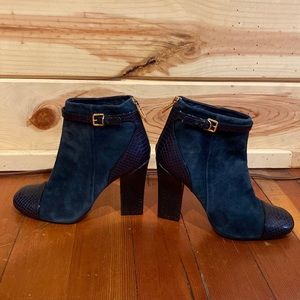 Tory burch short booties, navy